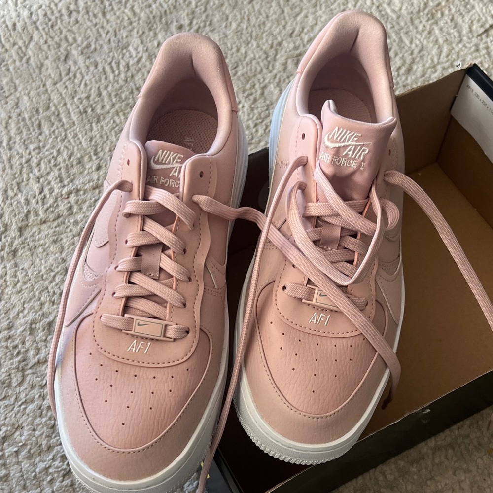 Nike Air Force 1 Women's Pink Sneakers
